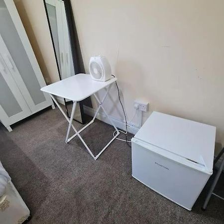Lovely En-Suite Bedroom Londres Exterior foto