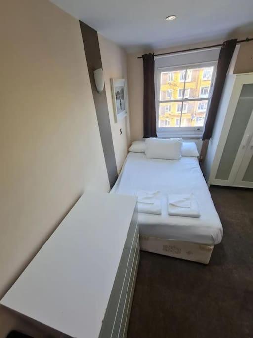 Lovely En-Suite Bedroom Londres Exterior foto